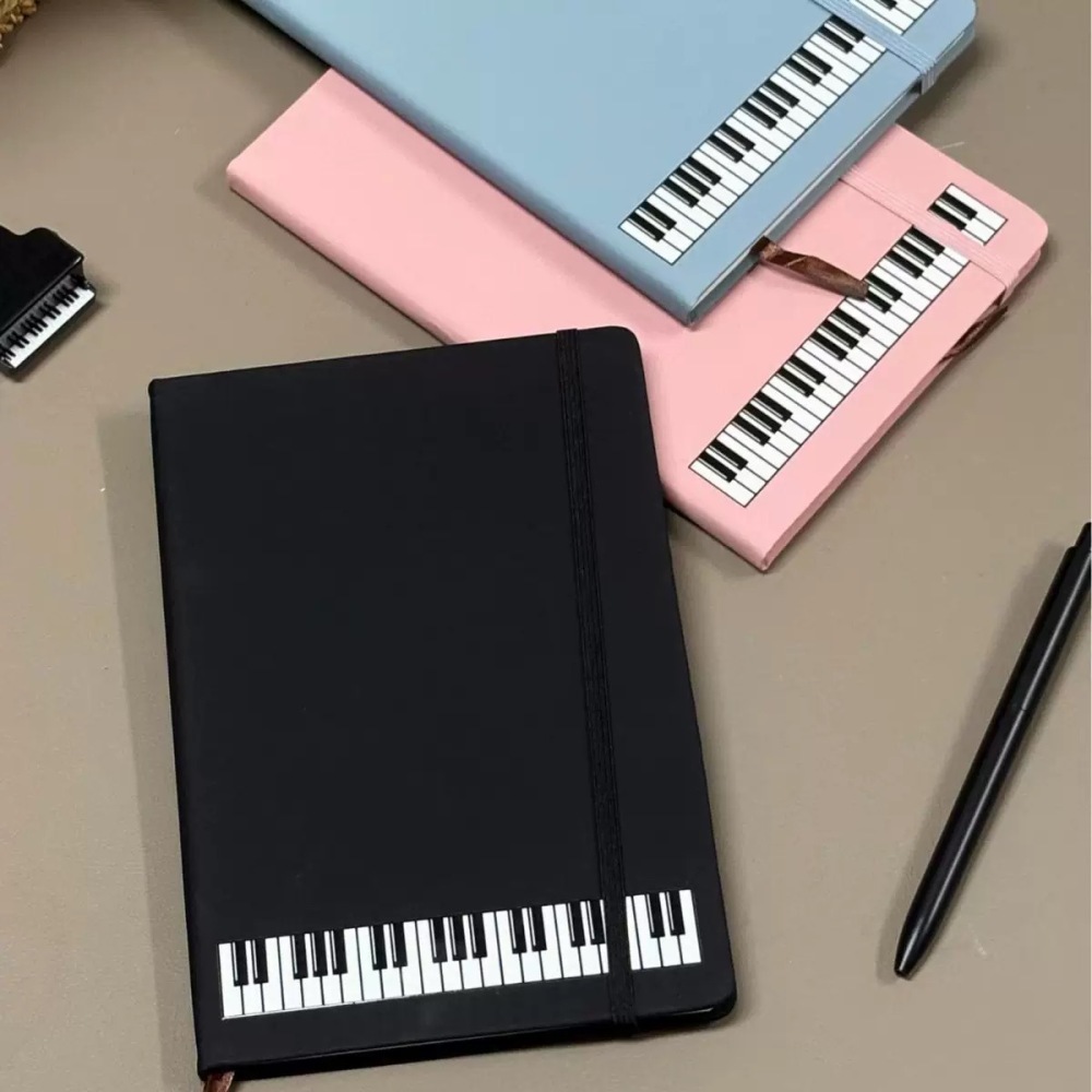 Cuaderno con Temática Musical, - Blank Sheet Music Notebook reseña y precio